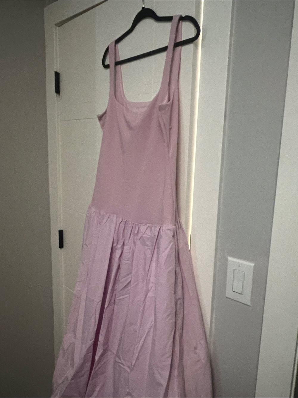 Sleeveless Balloon Abercrombie Dress